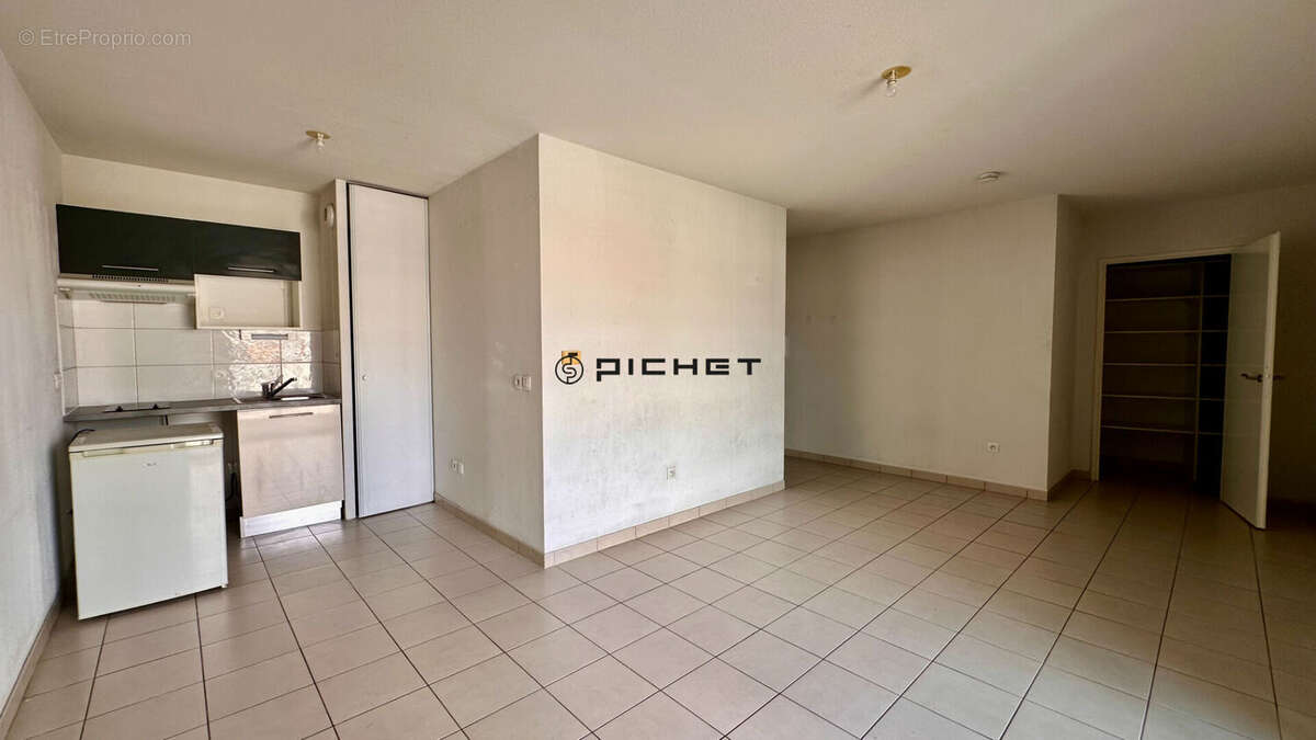 Appartement à DAMMARIE-LES-LYS