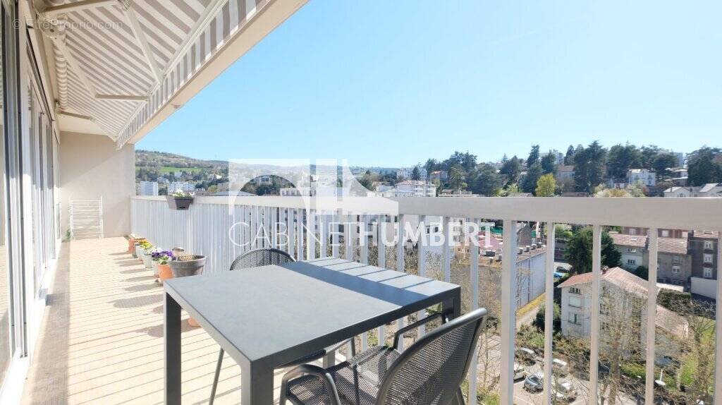 Appartement à SAINT-ETIENNE