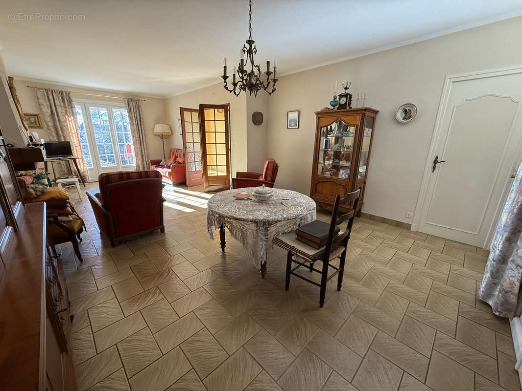 Maison à NEUVY-DEUX-CLOCHERS