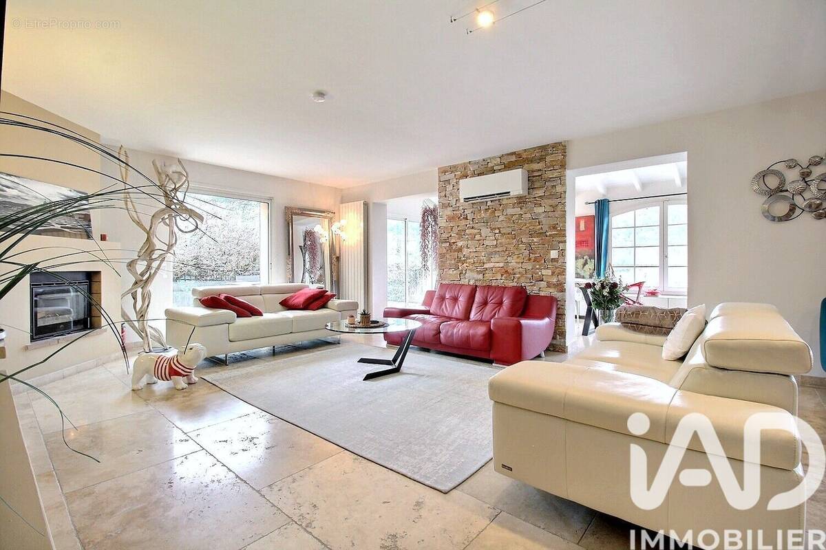 Photo 1 - Maison à AURIOL