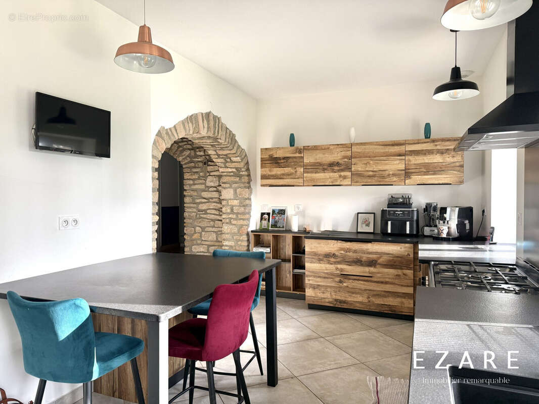 Maison 309 m² à Beaune  - photo 4