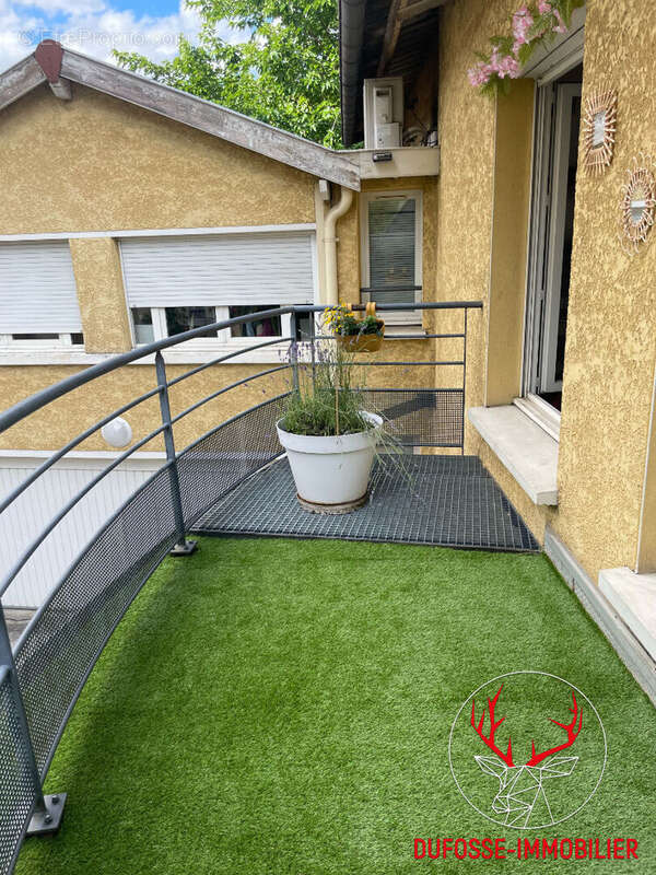 Appartement à LYON-8E