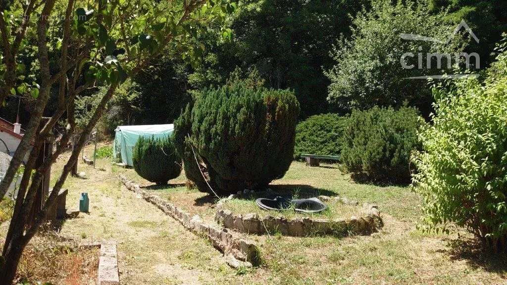 Maison à LAMURE-SUR-AZERGUES