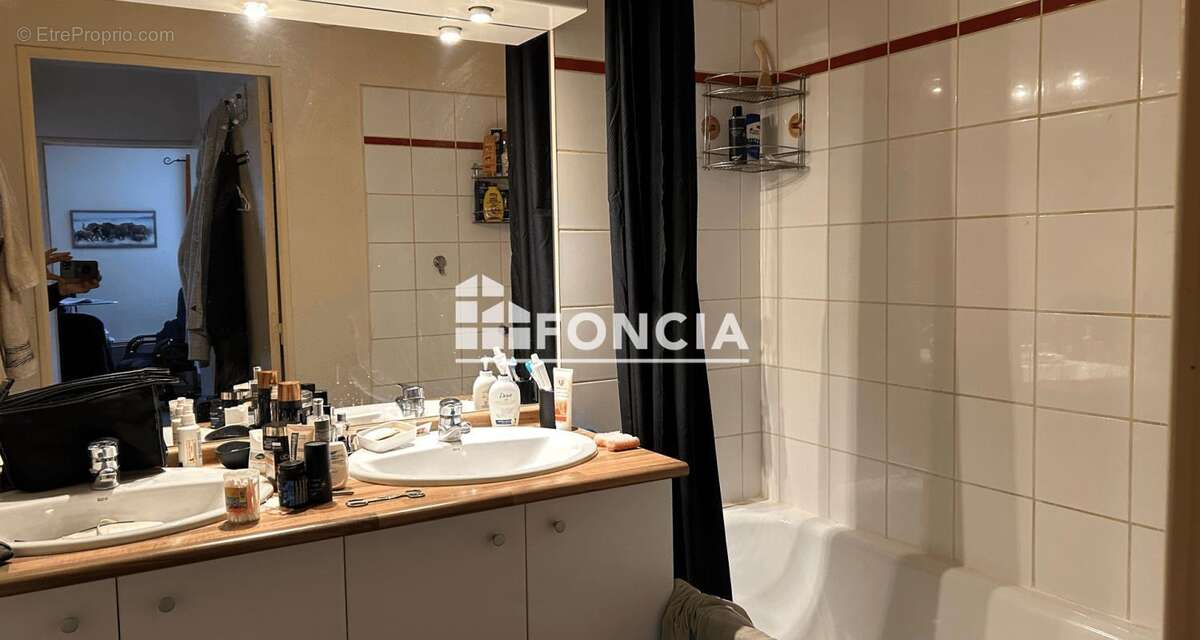 Appartement à SAINT-CHAMAS