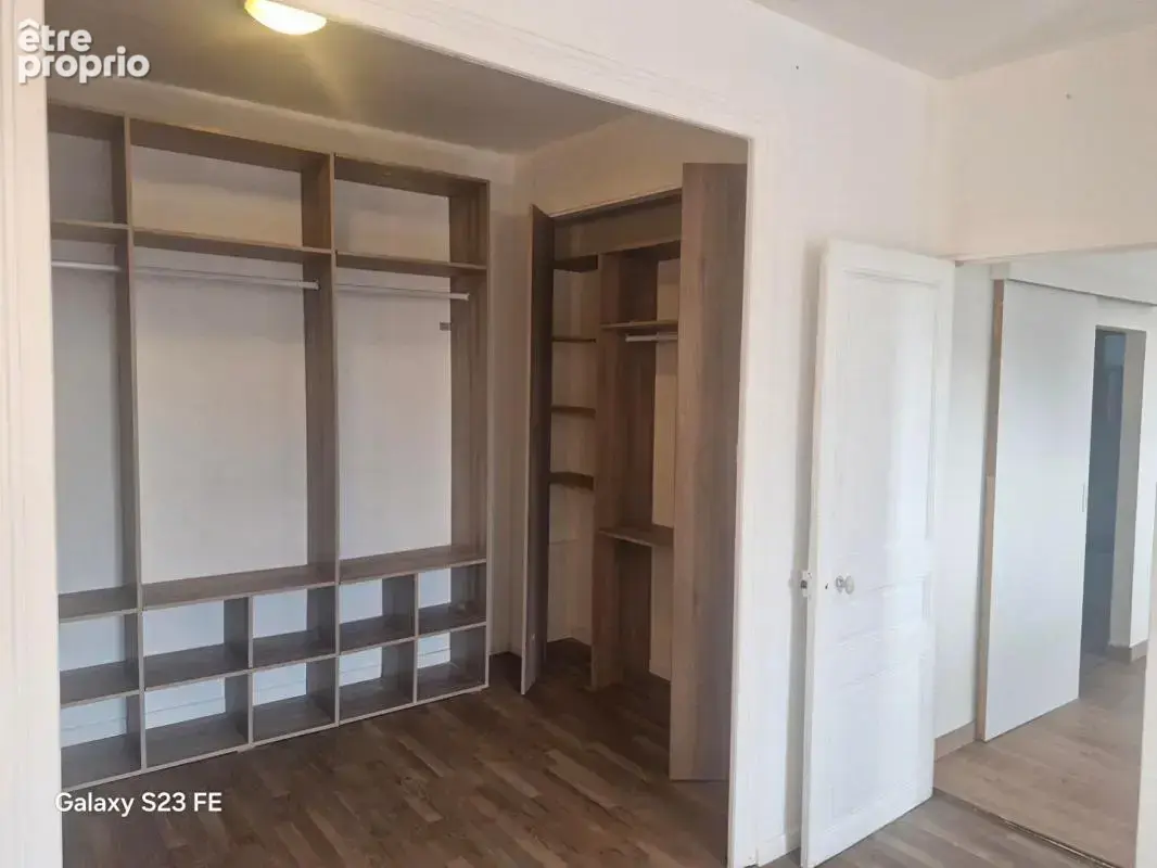 Appartement Vidauban 2 pièce(s) de 78m² entièrement rénové plus comble aménagé d'environ 30m² (80m² au sol) - photo 13