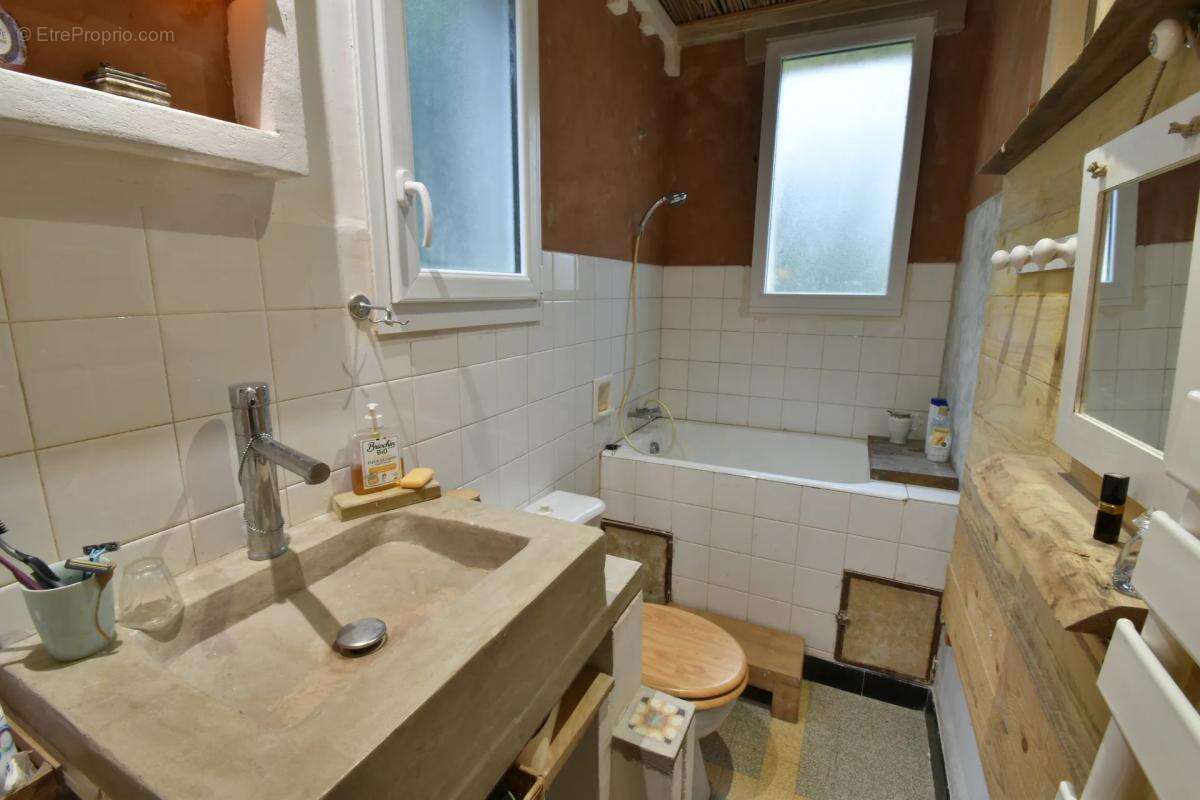 Maison à SAINT-TUGDUAL