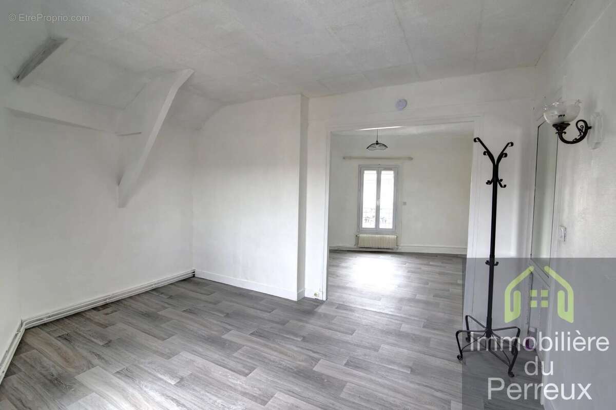 Appartement à LE PERREUX-SUR-MARNE