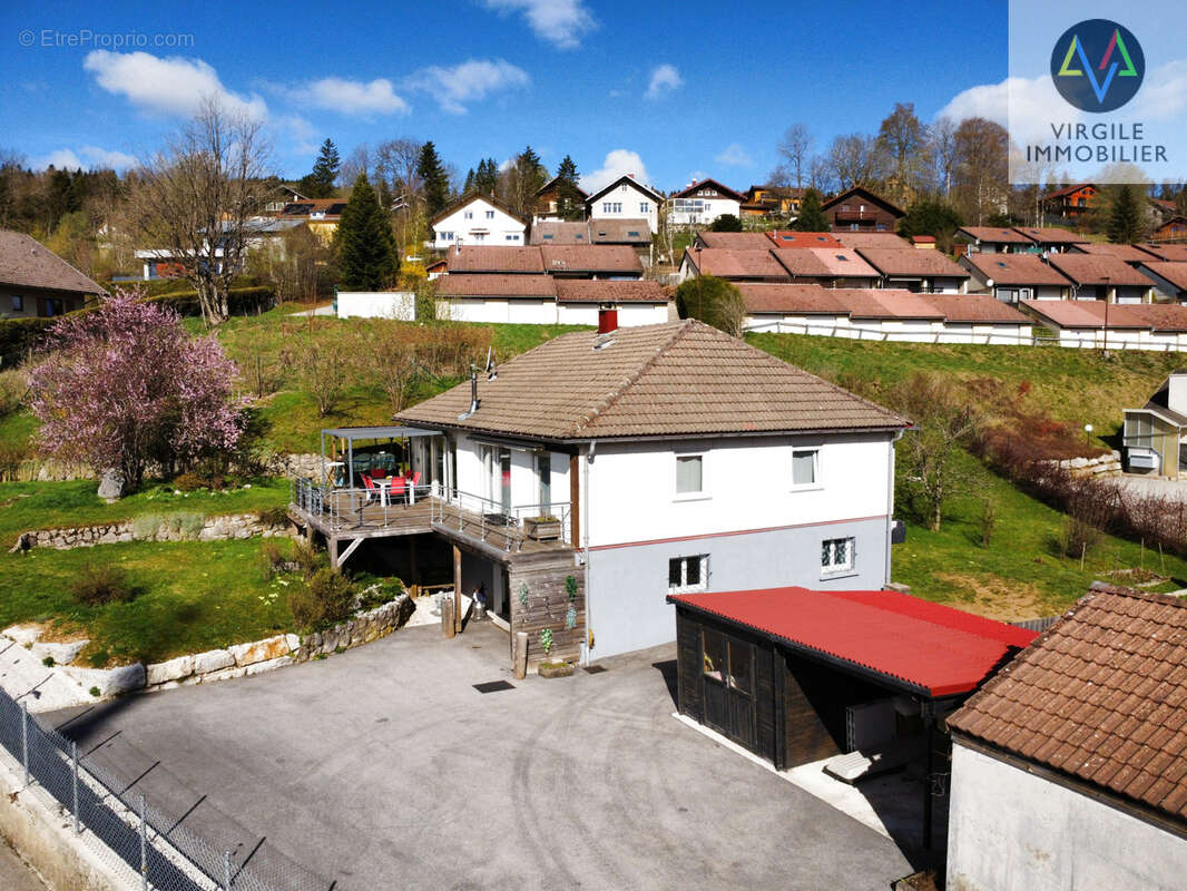 Maison à LES HOPITAUX-NEUFS