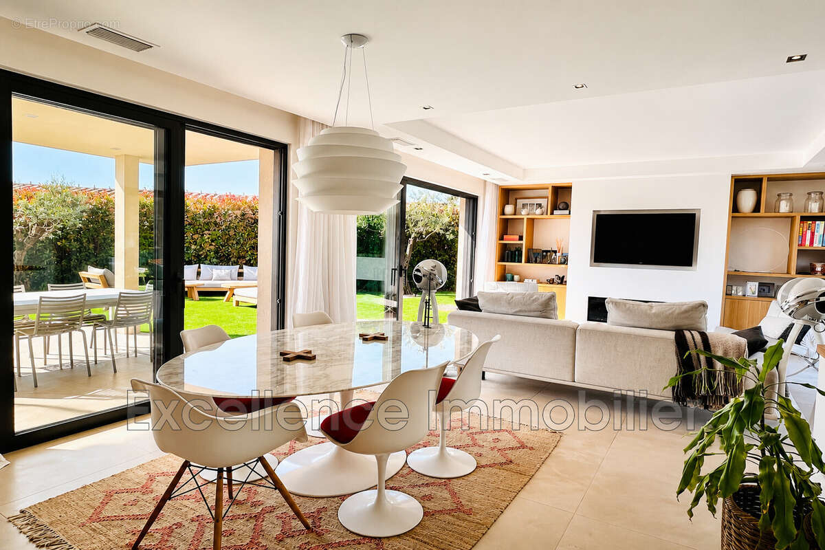 Maison 152 m² à Sainte-Maxime  - photo 4