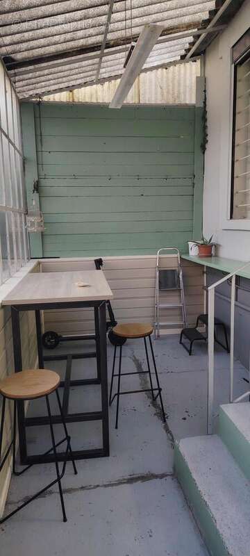 Photo 2 - Commerce à NEUVES-MAISONS