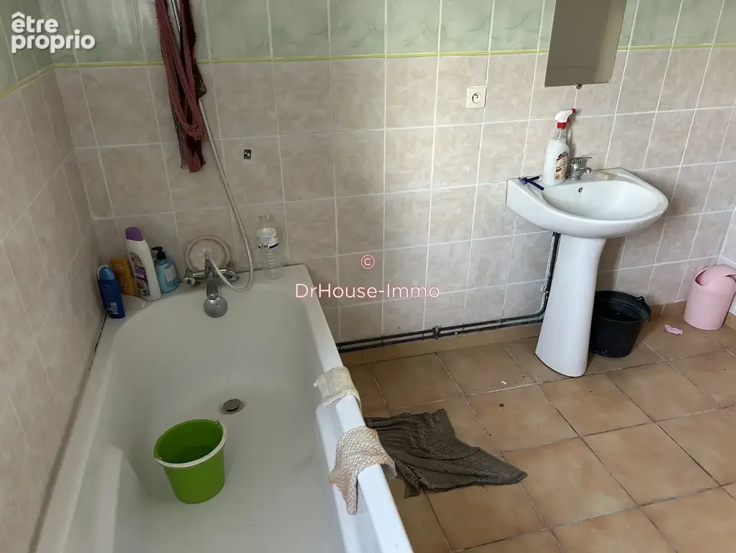 Maison 5 pièces 140 m² à vendre à Barbezieux-Saint-Hilaire (16300) - photo 23