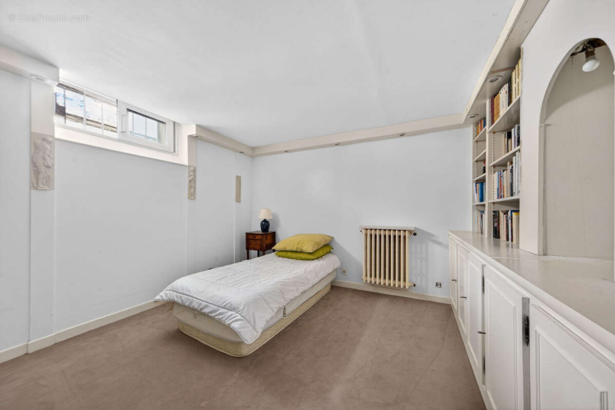 Maison à PARIS-14E