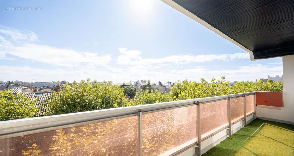 Appartement à BORDEAUX