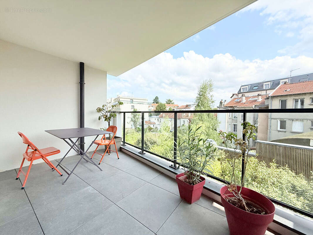 Appartement à LE PERREUX-SUR-MARNE