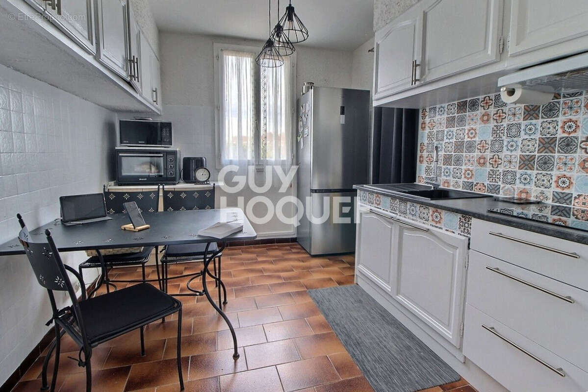 Appartement à BOULBON