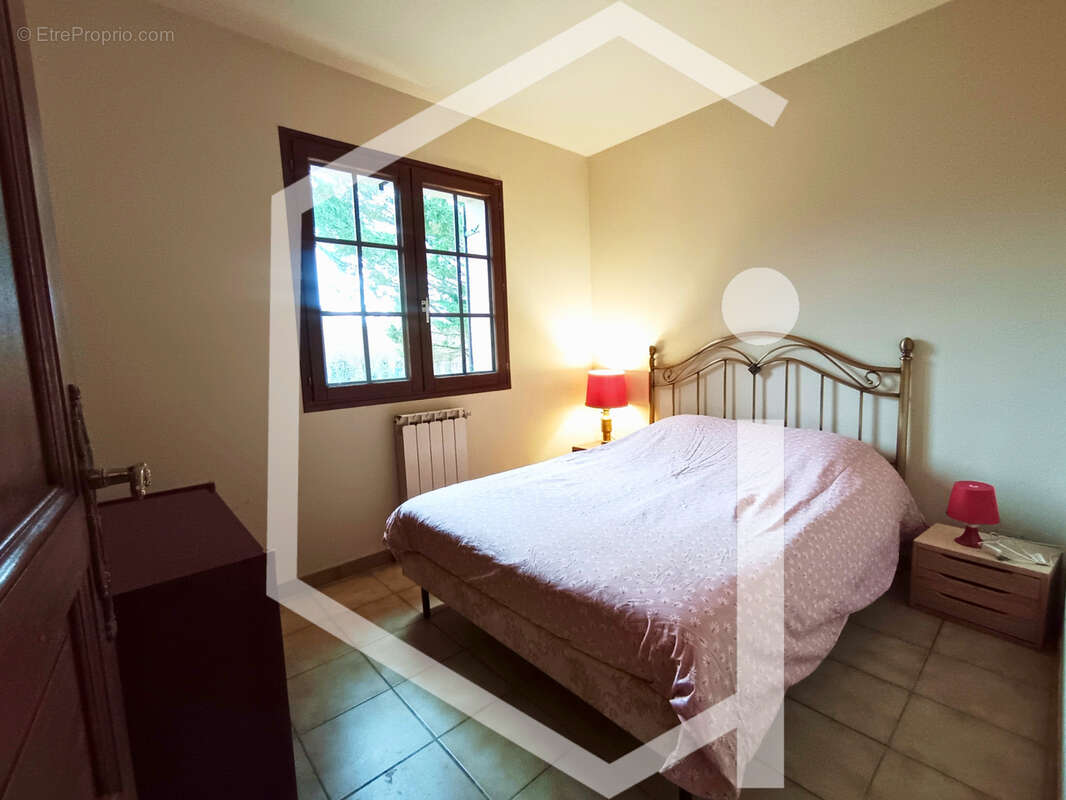 Maison à COSNE-COURS-SUR-LOIRE