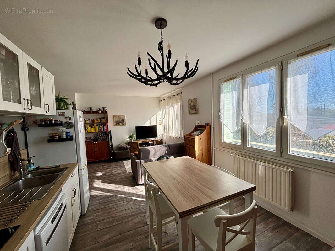 Appartement à MONTLUEL