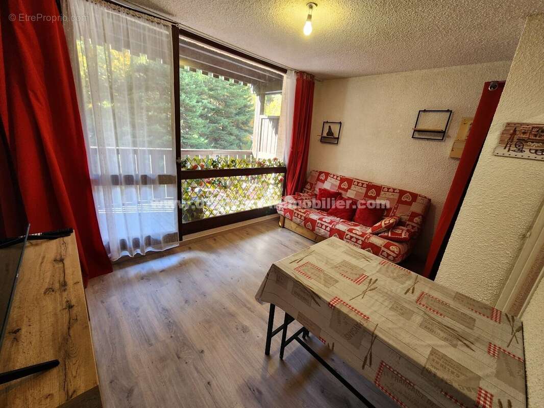 Appartement à SAINT-PONS