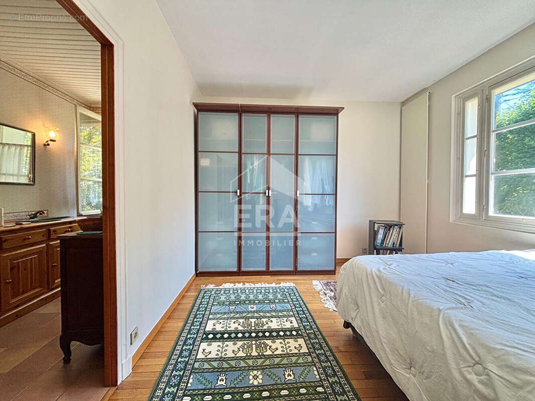 Maison à COMBS-LA-VILLE