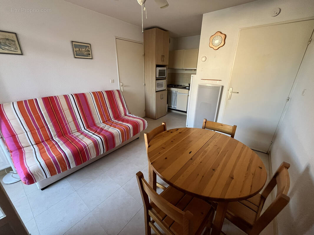 Appartement à BORMES-LES-MIMOSAS