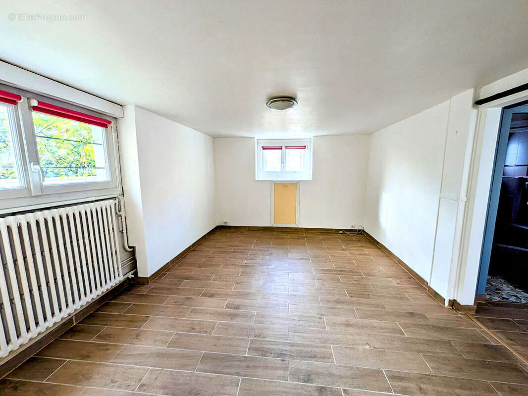 Maison à VILLEMOMBLE