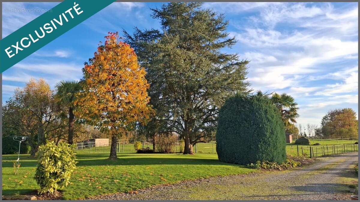 Photo 3 - Maison à NOYAL-SOUS-BAZOUGES