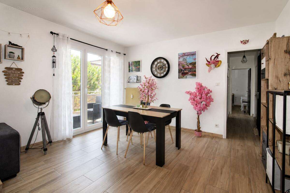 Appartement Narbonne 4 pièce(s) 81m2 - photo 2