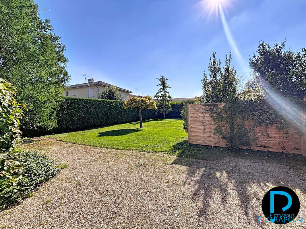 Maison à VONNAS
