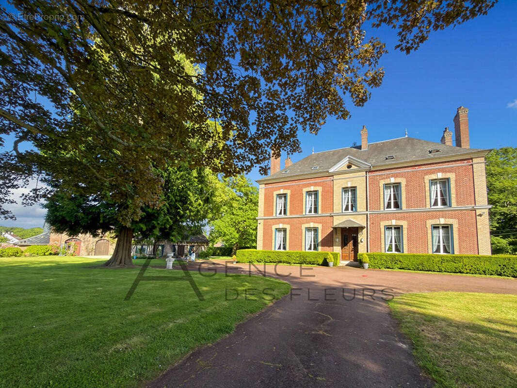 Maison à LA SAUSSAYE