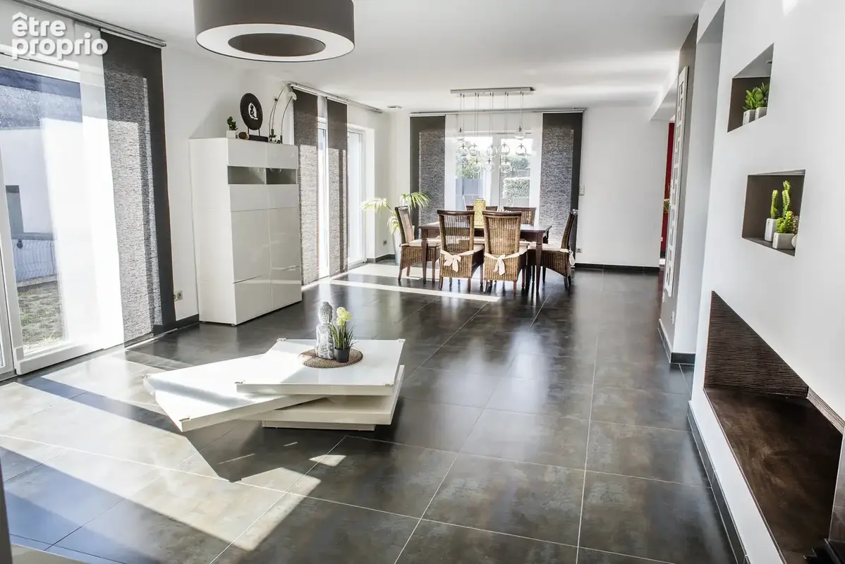 Maison contemporaine aux beaux volumes, prestations de qualité et vue dégagée sur les champs - photo 3