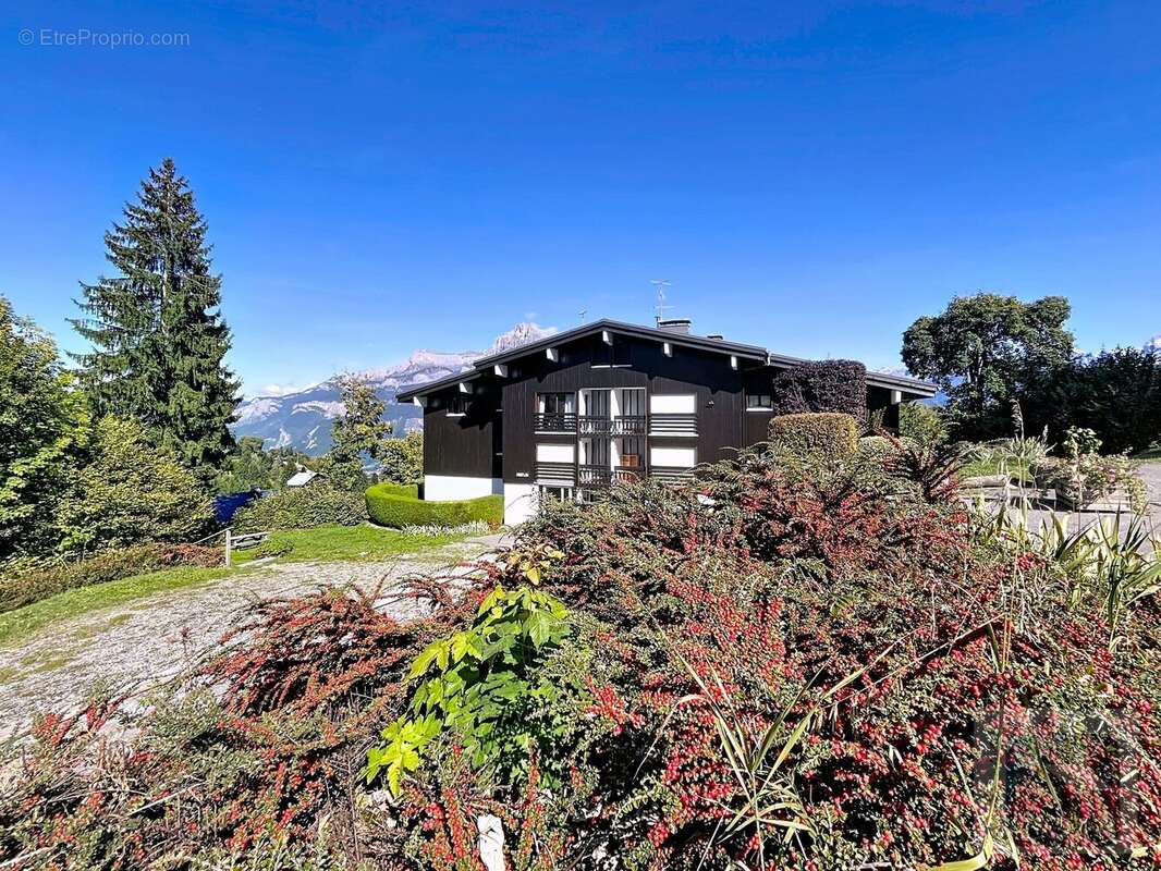 Appartement à COMBLOUX