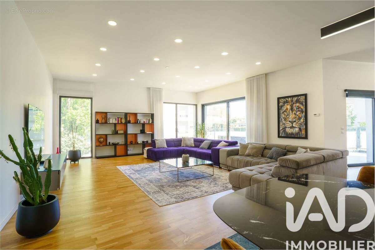 Photo 2 - Maison à ROMBAS