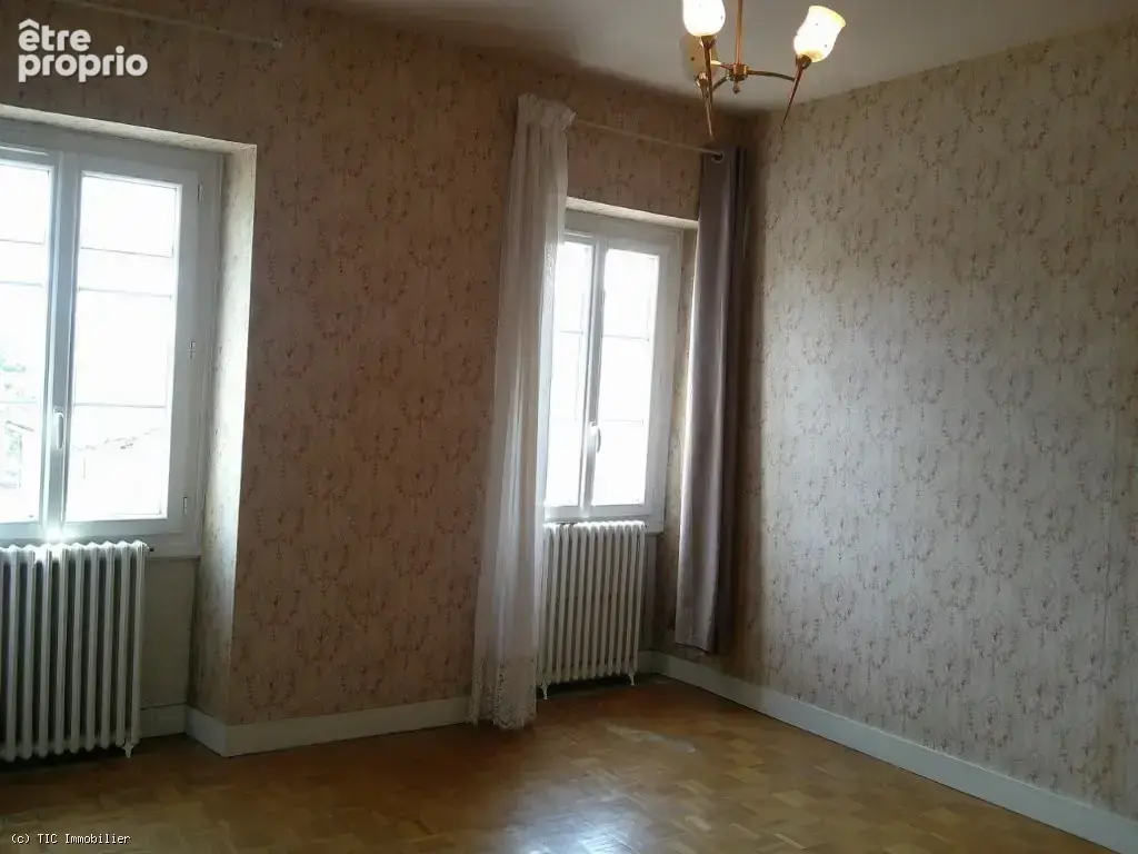 Maison De Campagne Avec Une Deuxième Maison Et D'Autres Dépendances - photo 32