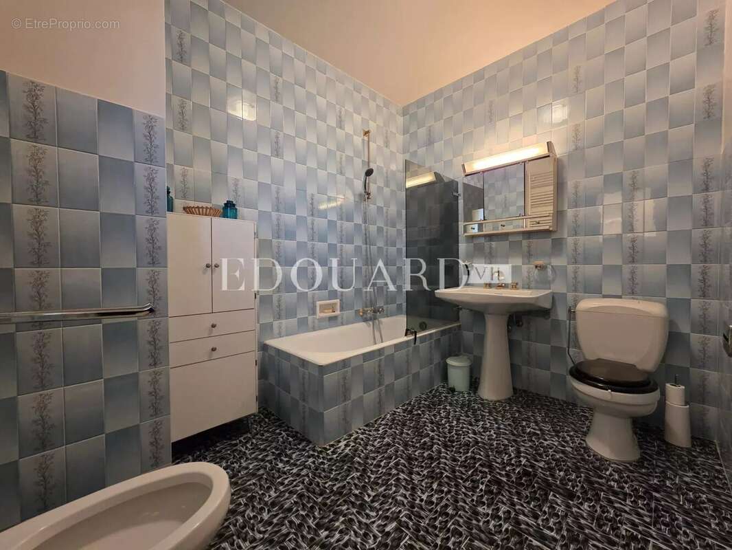 Appartement à MENTON