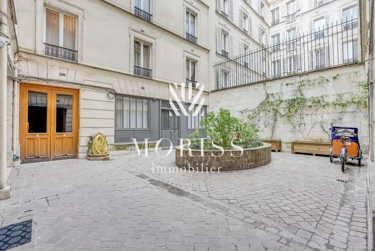Appartement à PARIS-9E