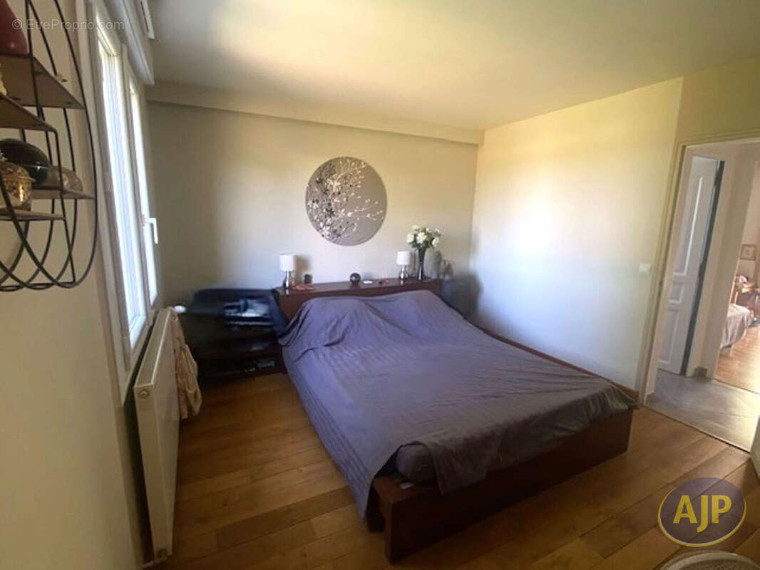 Maison Soulaines Sur Aubance 6 pièce(s) 216 m2 - photo 6