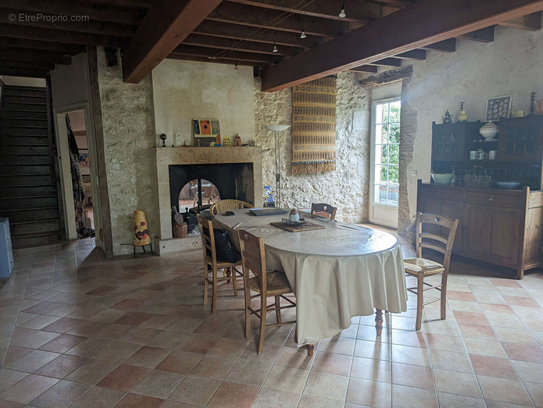 Maison à BRASSAC