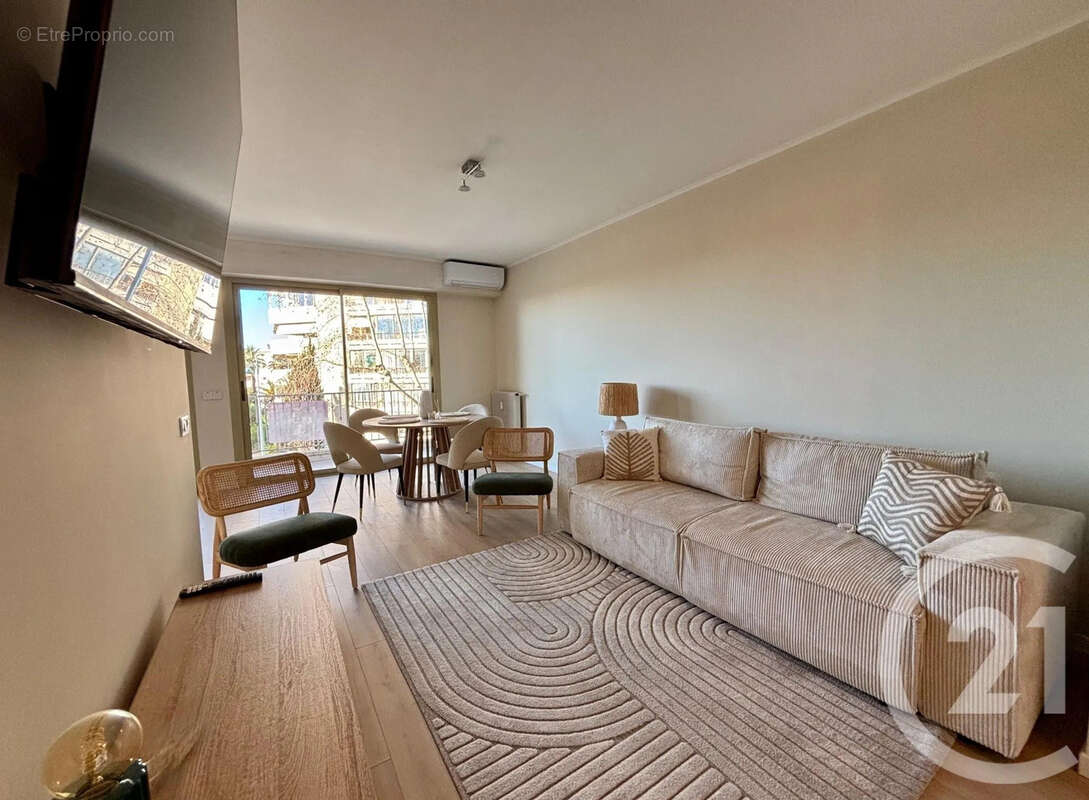 Appartement à LE CANNET