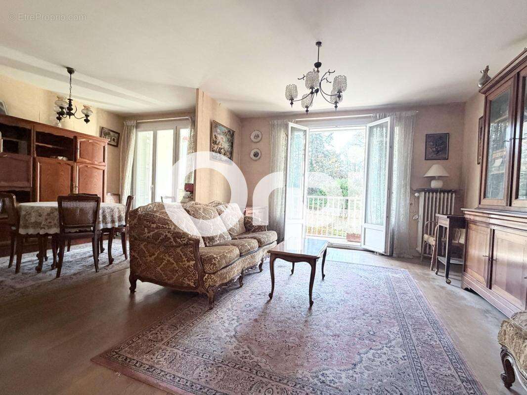 Appartement à CALUIRE-ET-CUIRE