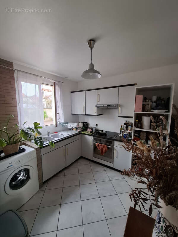 Appartement à HOUILLES