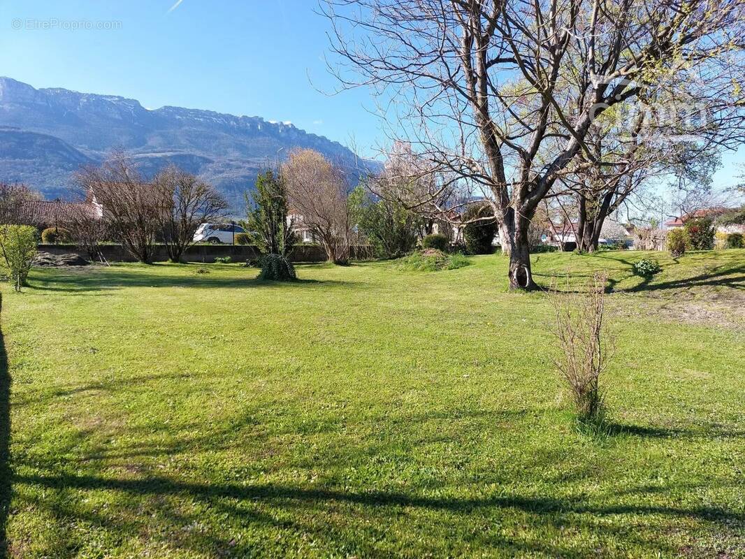 Terrain à LE CHEYLAS