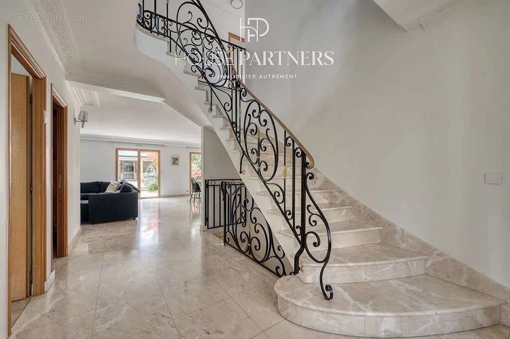 Appartement à RUEIL-MALMAISON