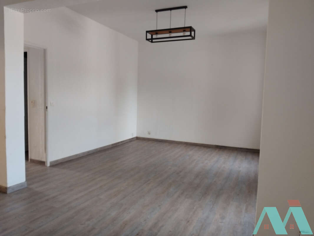 Appartement T4 de 85 m2 à vendre - photo 2