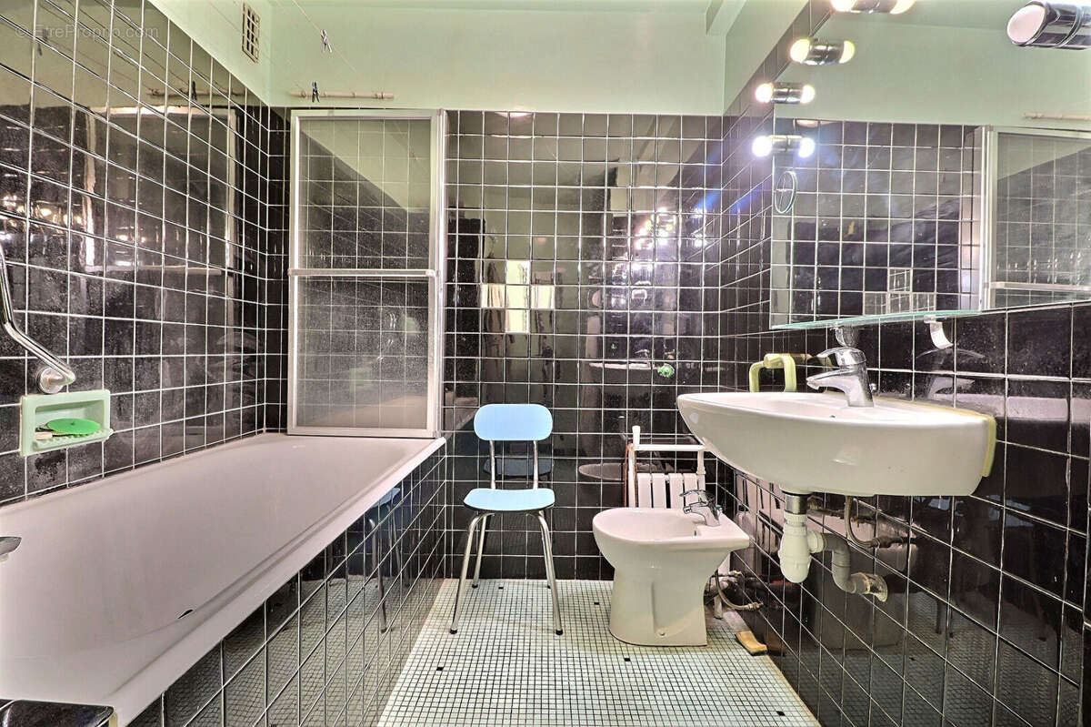 Appartement à AUBERVILLIERS