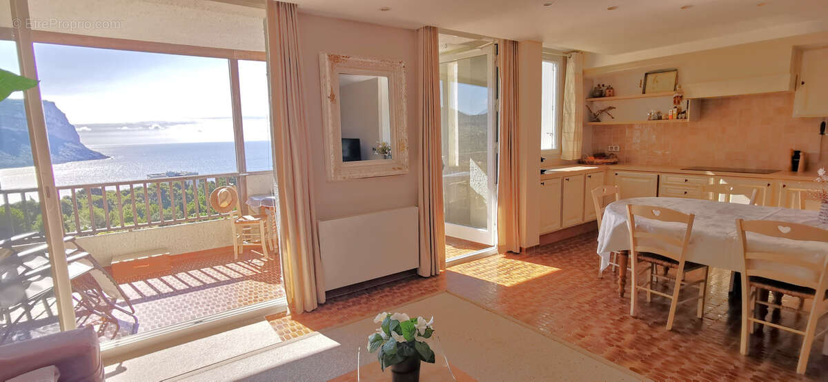 Appartement à CASSIS
