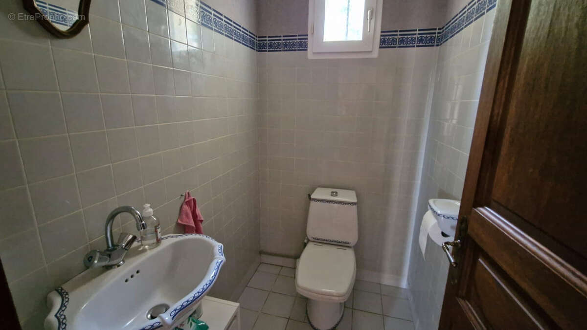 Maison à CHENAC-SAINT-SEURIN-D&#039;UZET