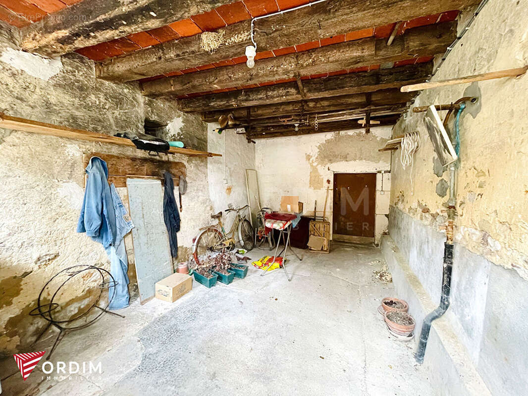 Maison à SAINT-SAUVEUR-EN-PUISAYE