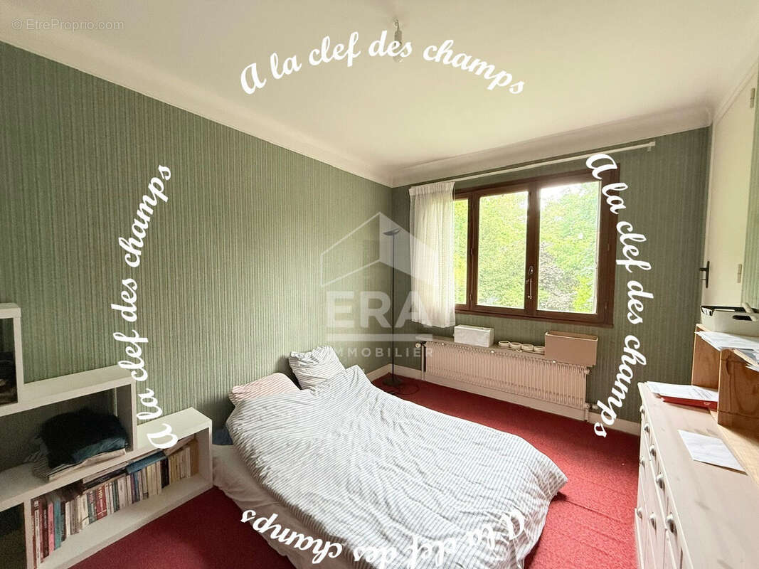 Maison à BURES-SUR-YVETTE