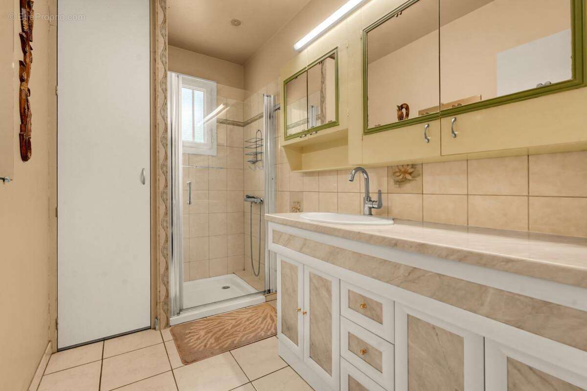Maison plain-pied avec dépendances et parc arboré – Villemur/Villaudric - photo 9