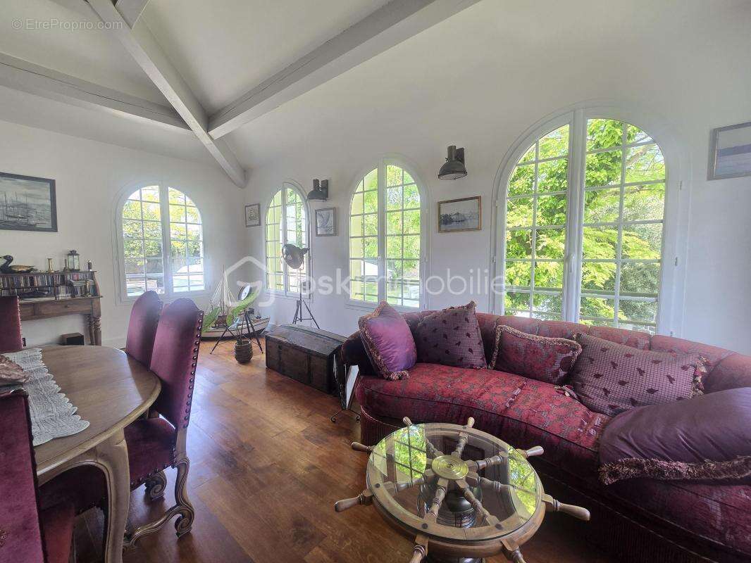 Maison à FRONTIGNAN